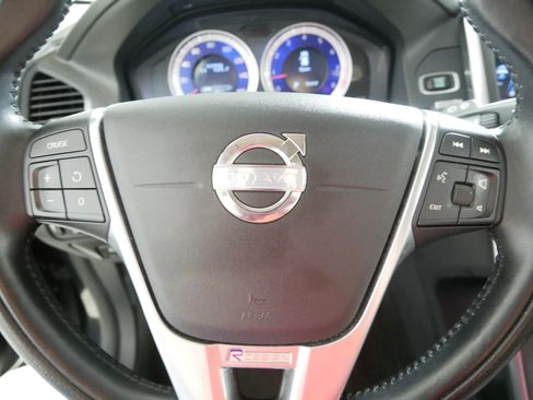 Used 2012 Volvo XC60 T6 AWD/4WD image 25