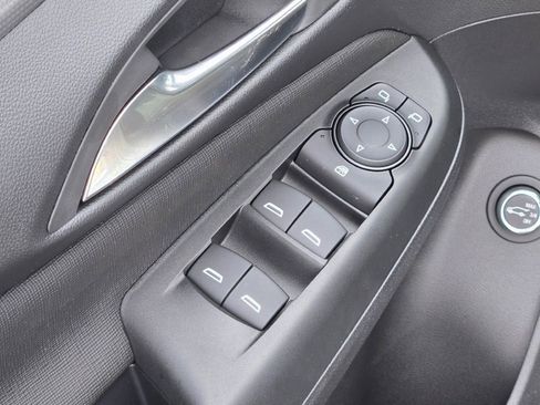 New 2026 Buick Envista Sport Touring FWD image 33