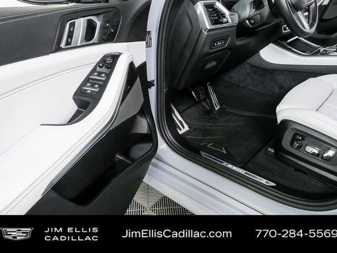 Used 2025 BMW X5 M60i AWD/4WD image 8