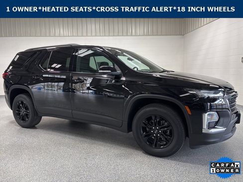 Used 2023 Chevrolet Traverse LT w/ Midnight/Sport Edition image 1