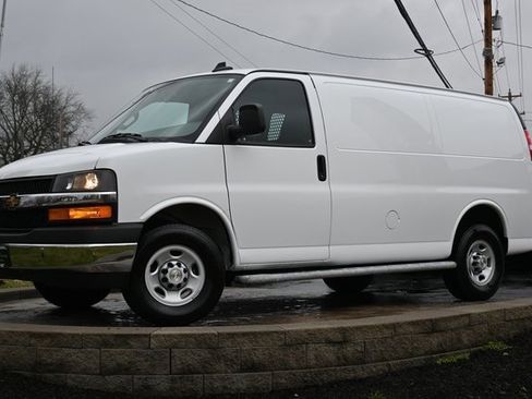 Used 2024 Chevrolet Express 2500 w/ Driver Convenience Package image 1