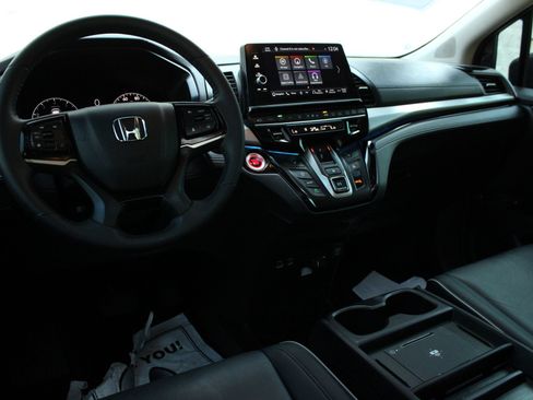 Used 2025 Honda Odyssey Touring image 29