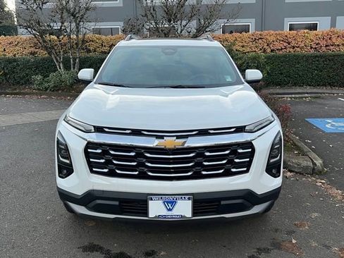 New 2026 Chevrolet Equinox LT w/ Convenience Package II image 2