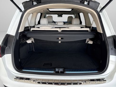 Certified 2026 Mercedes-Benz GLS 450 4MATIC image 14