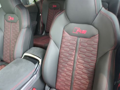 New 2026 Audi RS Q8 performance image 14