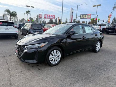 New 2025 Nissan Sentra S image 3