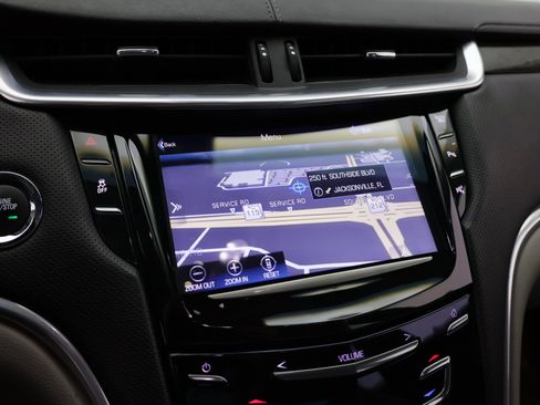 Used 2016 Cadillac XTS Luxury FWD image 5