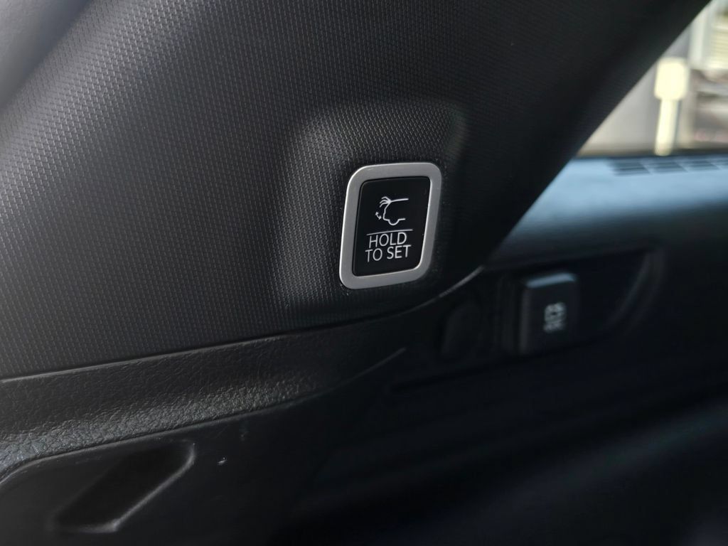 Used 2024 Jeep Grand Cherokee Limited 4xe AWD/4WD image 37