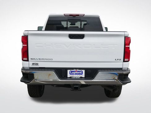 New 2026 Chevrolet Silverado 2500 LTZ w/ LTZ Premium Package AWD/4WD image 5