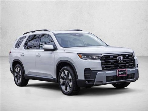 New 2026 Honda Pilot Elite image 3