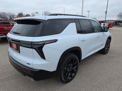 New 2026 Chevrolet Traverse RS image 8
