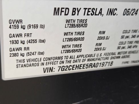 Used 2024 Tesla Cybertruck Cyberbeast AWD/4WD image 10