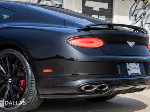 Used 2023 Bentley Continental GT Speed image 13