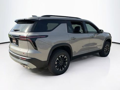New 2026 Chevrolet Traverse Z71 w/ LPO, Floor Liner Package AWD/4WD image 6