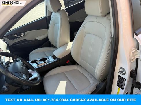 Used 2022 Hyundai Kona Limited w/ Cargo Package image 34