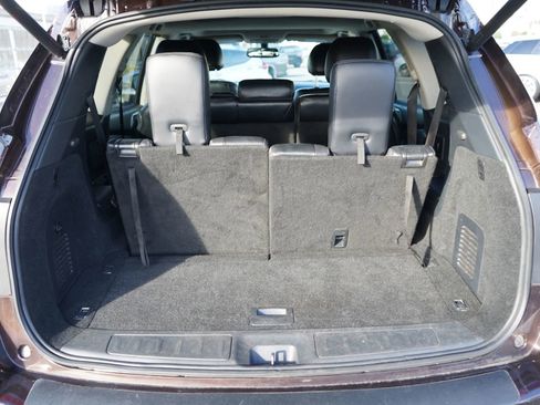Used 2020 Nissan Pathfinder Platinum FWD image 30