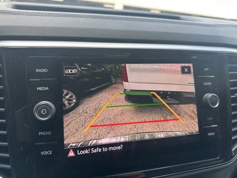 Used 2023 Volkswagen Atlas SE FWD image 28