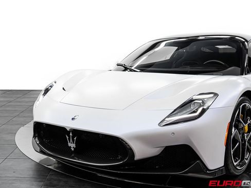 Used 2022 Maserati MC20 Coupe RWD image 17