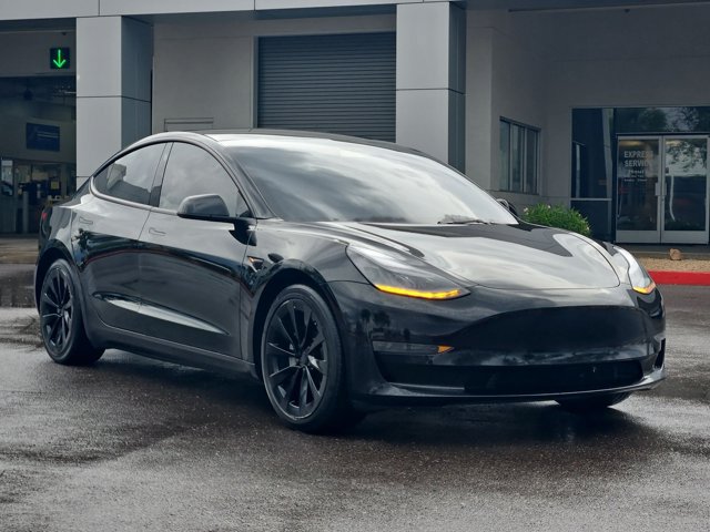 Used 2022 Tesla Model 3 RWD image 2