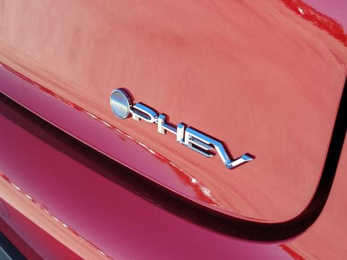 New 2026 Toyota Prius Plug-In Hybrid image 38