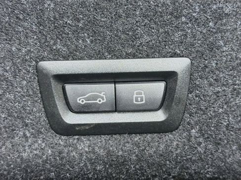 Used 2026 BMW 330i Sedan RWD image 30