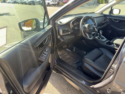 Used 2023 Subaru Outback Limited XT AWD/4WD image 9