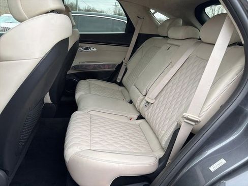 Used 2022 Genesis GV70 3.5T Sport w/ Sport Advanced Package image 15