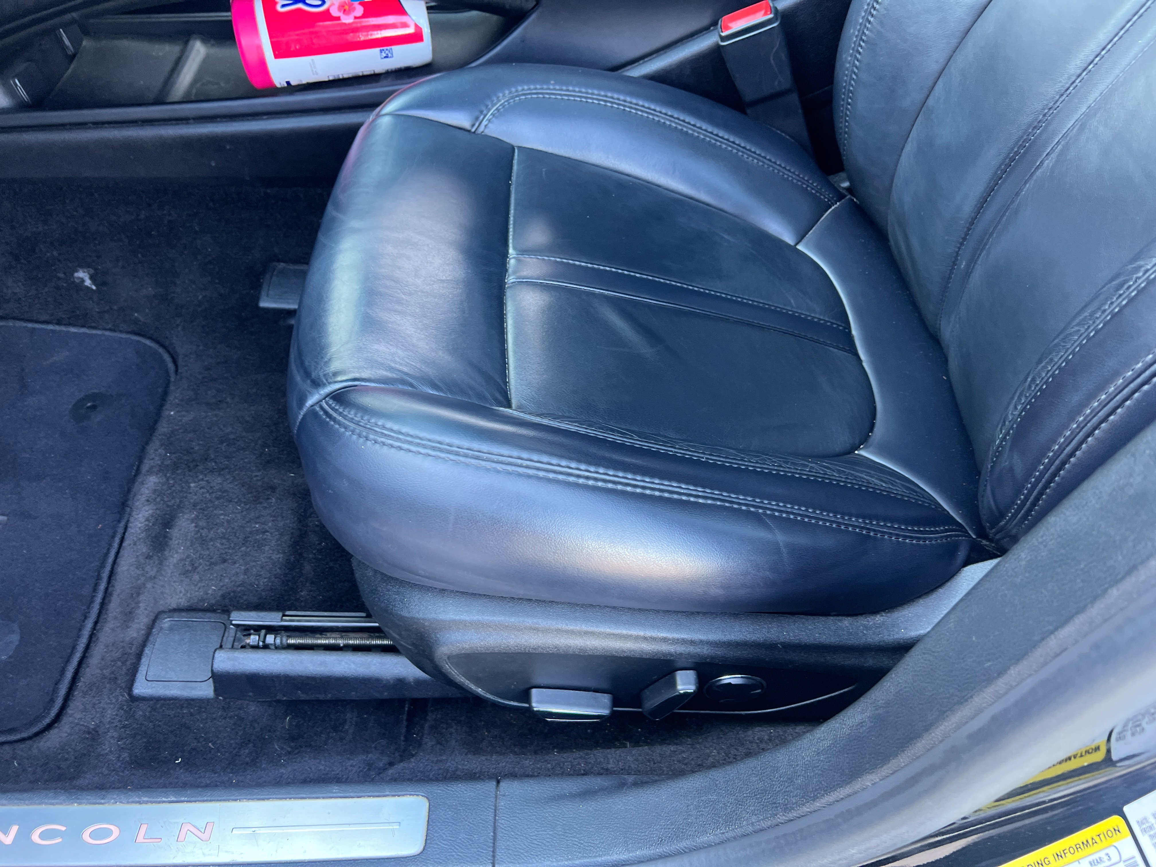 Used 2018 Lincoln MKZ Select w/ Select Plus Package FWD image 11