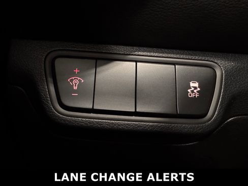 Certified 2022 Kia Forte LXS image 12