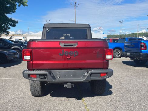 Used 2021 Jeep Gladiator Sport AWD/4WD image 4