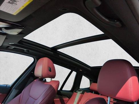 Used 2023 BMW X3 sDrive30i w/ Premium Package w/ZPA RWD image 16