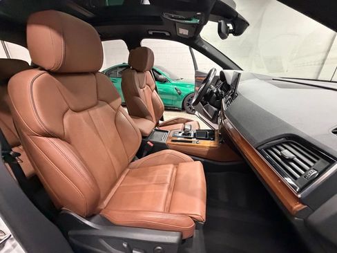 Used 2021 Audi Q5 Prestige w/ Prestige Package AWD/4WD image 38