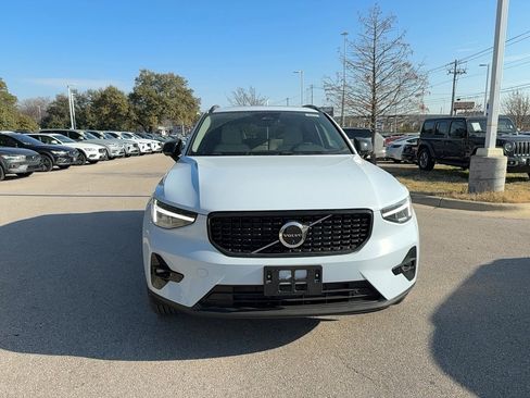 New 2026 Volvo XC40 B5 Plus w/ Protection Package Premier image 7
