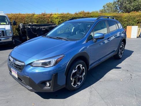 Used 2021 Subaru Crosstrek 2.5i Limited w/ Moonroof Package 2 AWD/4WD image 1