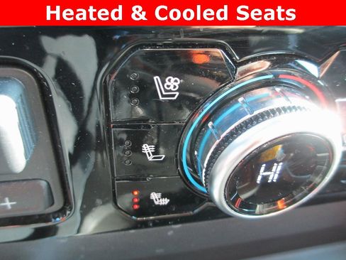 Used 2022 GMC Sierra 1500 SLT w/ SLT Premium Package image 16