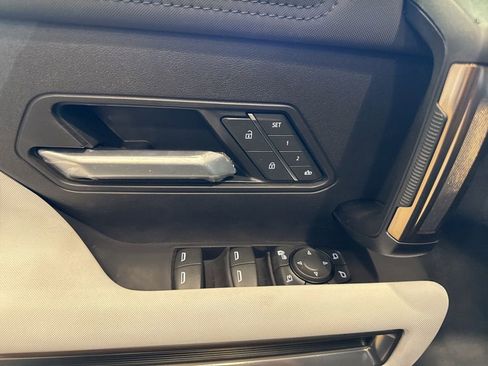 New 2025 GMC Hummer EV 3X AWD/4WD image 23