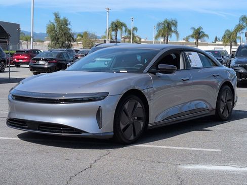 Used 2024 Lucid Air Pure image 5