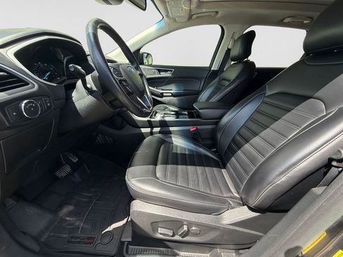 Used 2019 Ford Edge SEL w/ Equipment Group 201A FWD image 13