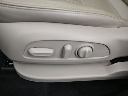 Certified 2020 Buick Enclave Essence w/ Sound and Sites Package image 11