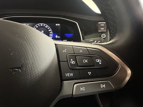 Used 2022 Volkswagen Jetta SE w/ Panoramic Sunroof Package image 30