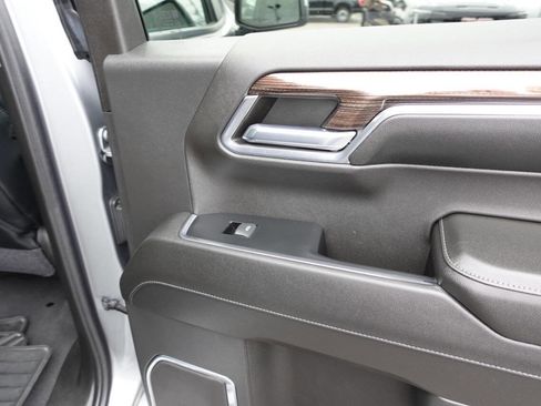 Used 2024 Chevrolet Silverado 1500 LT image 28