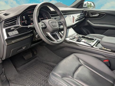 Used 2023 Audi Q8 Premium Plus w/ Premium Plus Package AWD/4WD image 6