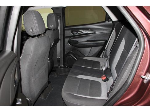 Used 2023 Chevrolet TrailBlazer LT w/ Convenience Package image 13