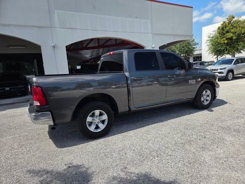 Used 2021 RAM 1500 Classic SLT RWD image 13