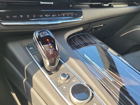 Used 2021 Cadillac Escalade Sport w/ Driver Assist Tech Package image 24