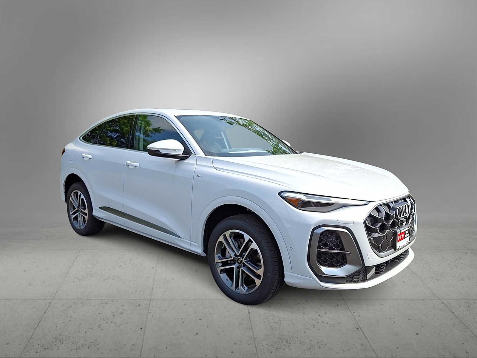New 2026 Audi Q5 Premium Plus AWD/4WD image 2