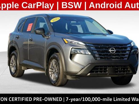 Used 2025 Nissan Rogue S image 1