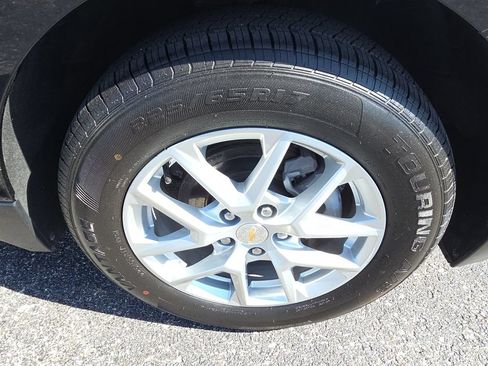 Used 2024 Chevrolet Equinox LT FWD image 10