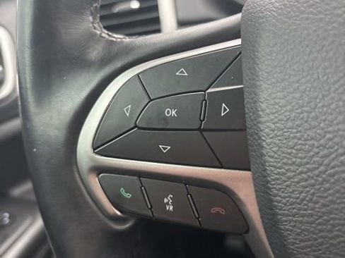 Used 2019 Jeep Grand Cherokee Altitude image 13