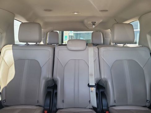 Used 2022 Ford Expedition Max Limited image 23
